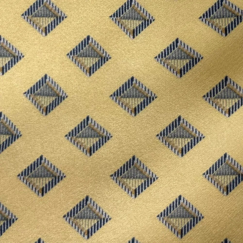 NAUTICA Vintage 90s Geometric Diamond Silk Tie Gold Navy Preppy Academia